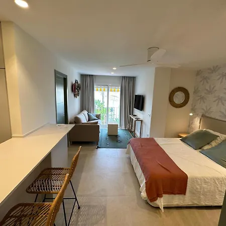 Espectacular Estudio En Puerto Cabopino Recien Reformado Апартаменты Марбелья